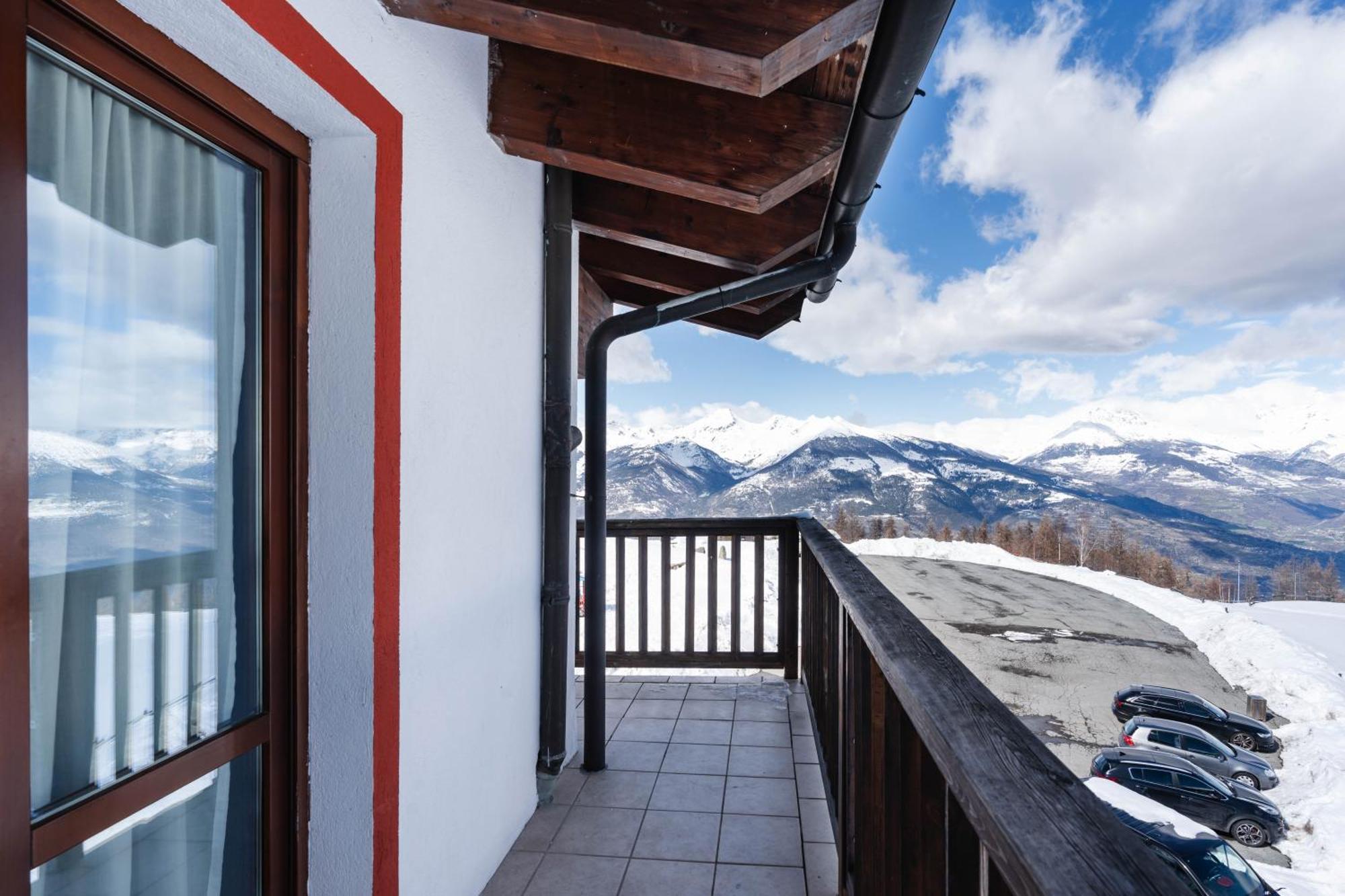 Chalet Des Alpes Gressan Eksteriør billede